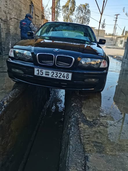 بي ام A316 2010 - صورة 1