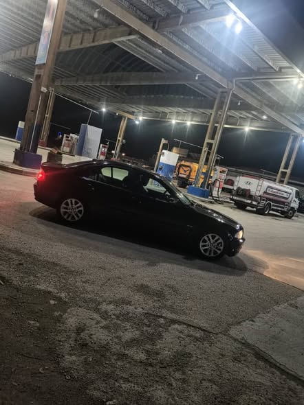 بي ام A316 2010 - صورة 4