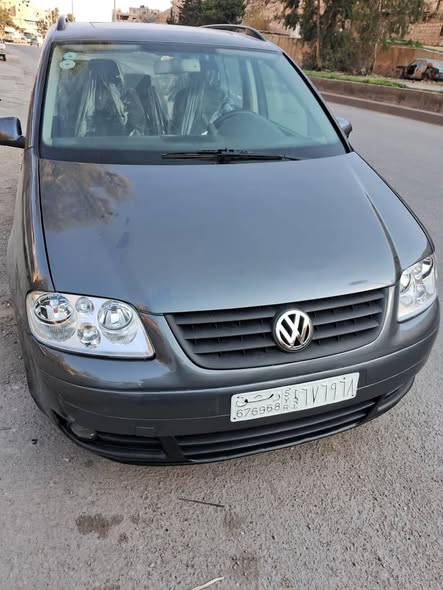 فولكس فاجن توران 2006 - صورة 2