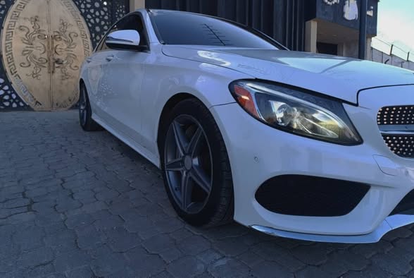 مرسيدس C300 2016 - صورة 3