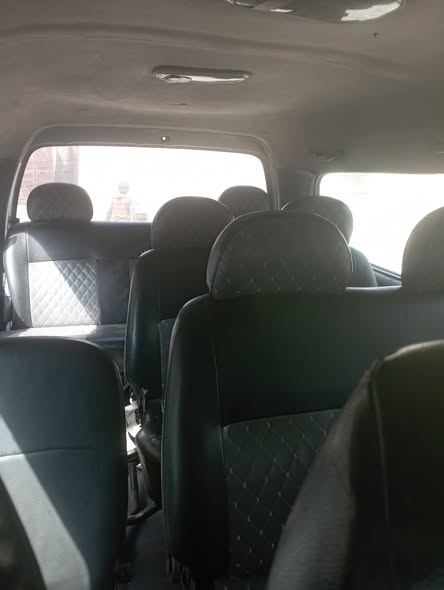 Hyundai H-1 2005 - صورة 2