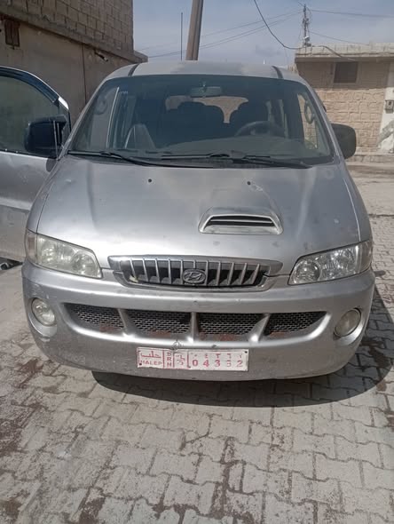 Hyundai H-1 2005 - صورة 4