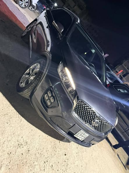 كيا سورينتو 2016 - صورة 2