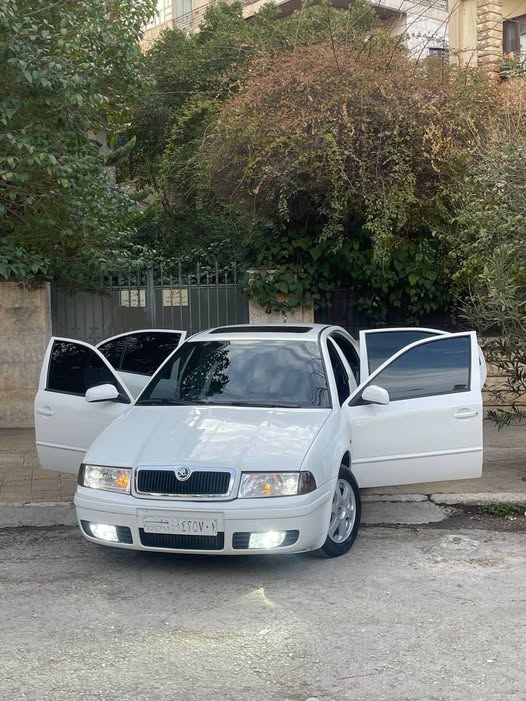 سكودا اوكتافيا 2001