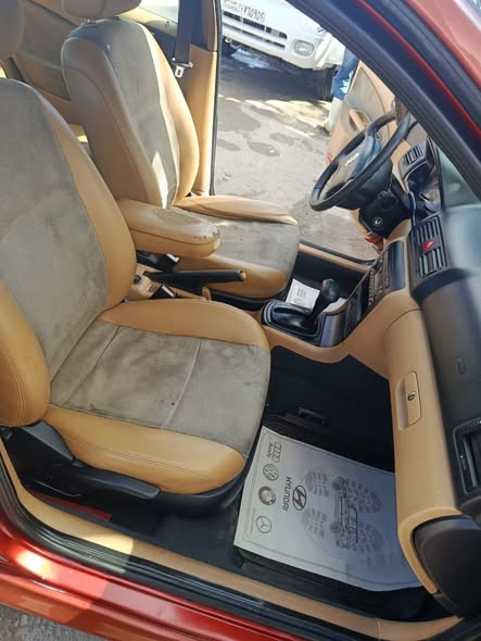 سكودا اوكتافيا 2002 - صورة 3