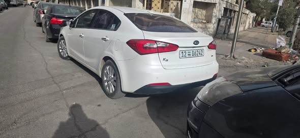 كيا سيراتو 2013 - صورة 1