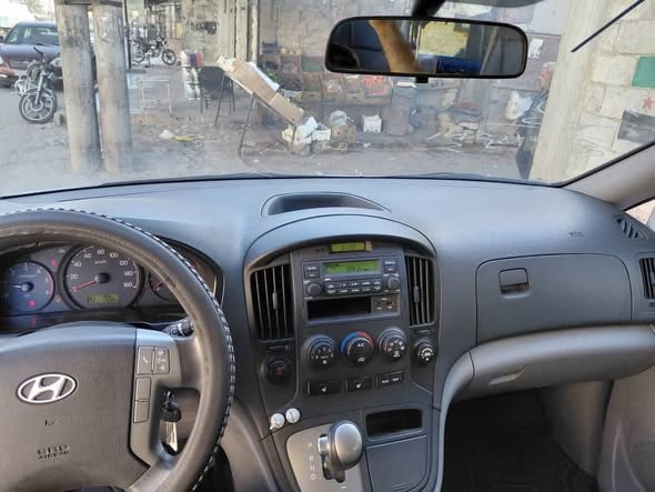 هيونداي H-1 2015 - صورة 3