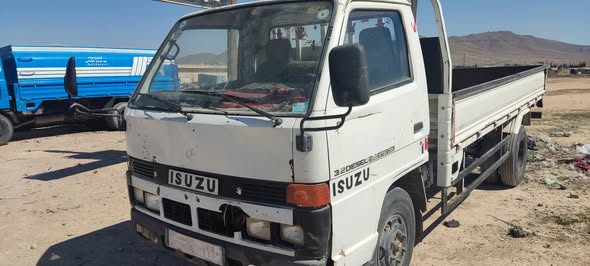 ايسوزو غير محدد 2005 - صورة 1