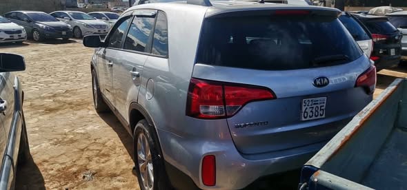 كيا سيرانتو 2014 - صورة 3