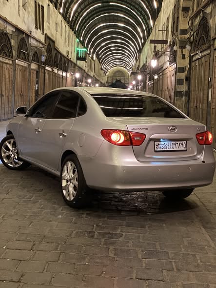 هيونداي افانتي 2009 - صورة 3