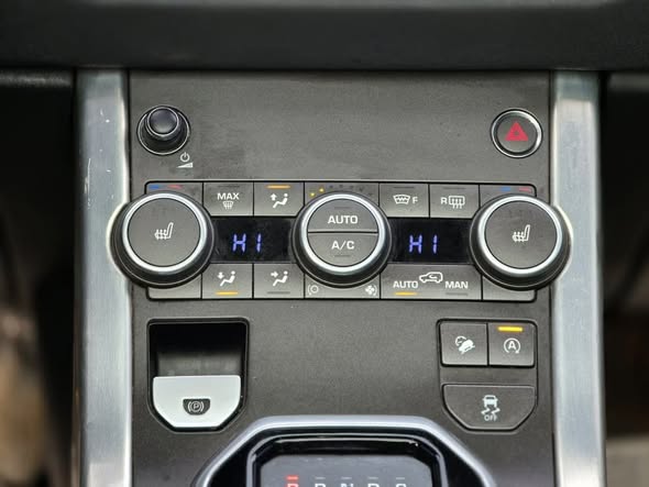 رنج روفر إيفوك 2018 - صورة 1