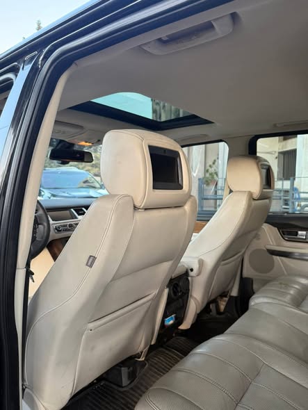 رانج روفر سبورت 2010 - صورة 4