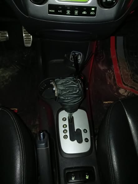 كيا سبورتاج دمعة 2009 - صورة 4