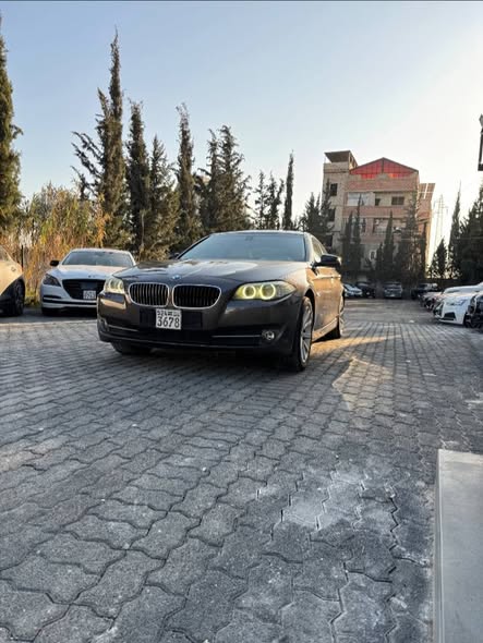 بي ام 750 2012 - صورة 3