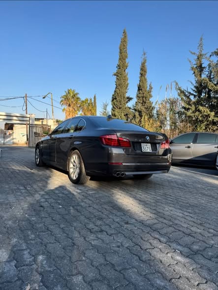 بي ام 750 2012 - صورة 4