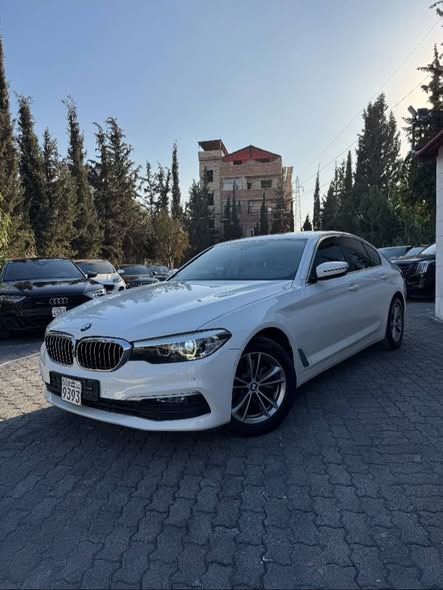 بي ام 750 2012 - صورة 5