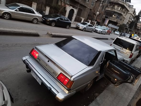 نيسان 82 1982 - صورة 2