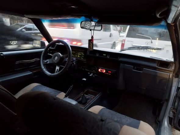 نيسان 82 1982 - صورة 4