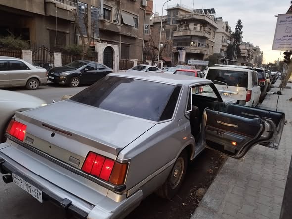 نيسان 82 1982 - صورة 5