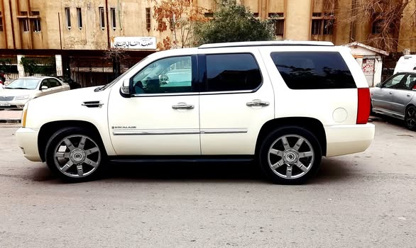 كاديلاك اسكاليد 2009 - صورة 1