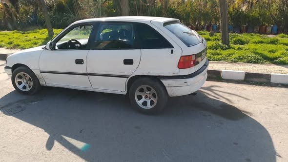 أوبل أسترا 2006 - صورة 2