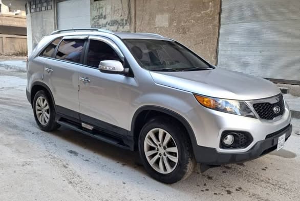 كيا سورينتو 2009 - صورة 2