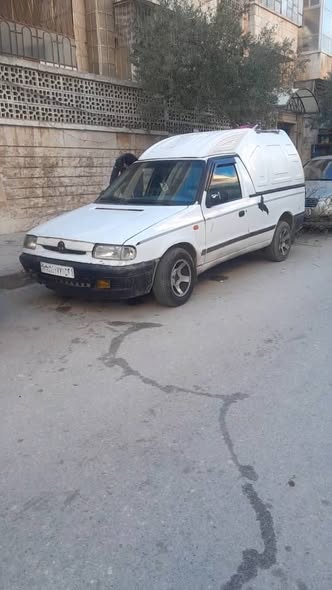 سكودا كرت 1998 - صورة 1