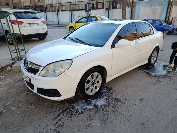 اوبل فيكترا 2007 - صورة 2