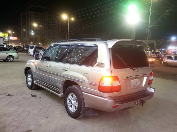 تويوتا لاندكروزر 2007 - صورة 2