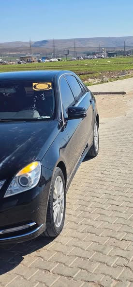 مرسيدس بنز E300 2011 - صورة 3