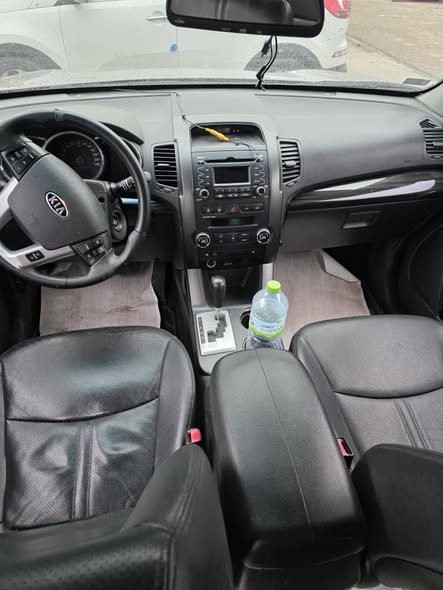 كيا سيرنتو 2010 - صورة 2