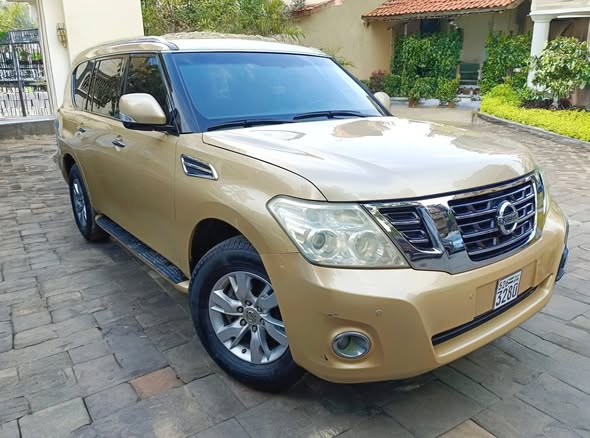 نيسان باترول 2011 - صورة 2