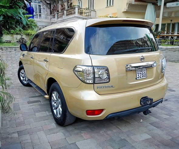 نيسان باترول 2011 - صورة 5