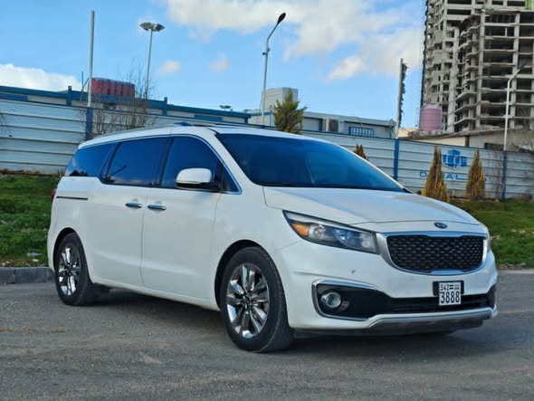 كيا سيدونا 2015 - صورة 2