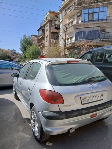 بيجو 206 2008 - صورة 1