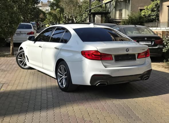 BMW 530 2018 - صورة 5