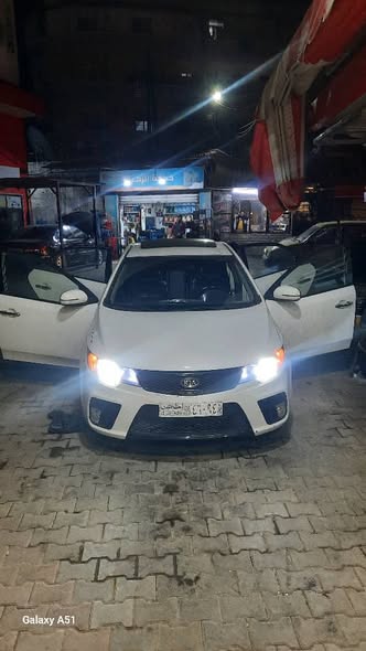 كيا فورتي 2011 - صورة 4