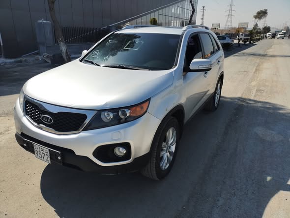 كيا سيرانتو 2011 - صورة 2