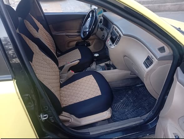 كيا ريو 2010 - صورة 4