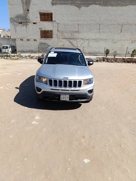 جيب كومباس 2011 - صورة 3