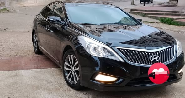 هيونداي ازيرا 2012 - صورة 3