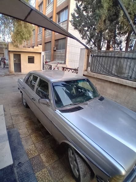 مرسيدس 230 1978 - صورة 5