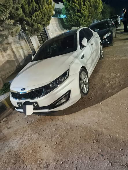 كيا اوبتما 2011 - صورة 2