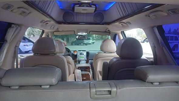 كيا كرنفال 2012 - صورة 4