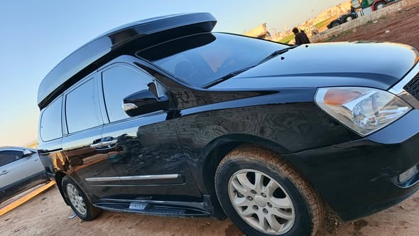 كيا كرنفال 2012 - صورة 5