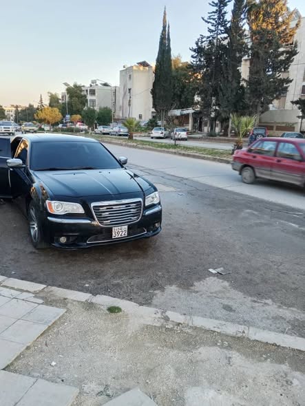 كلايسلر 300 2012 - صورة 1