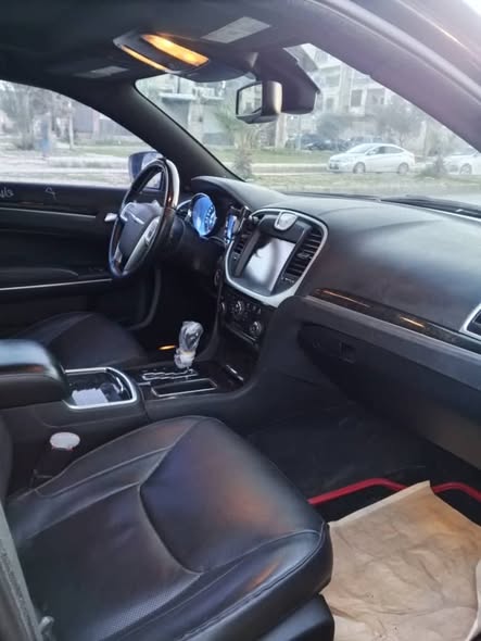 كلايسلر 300 2012 - صورة 4