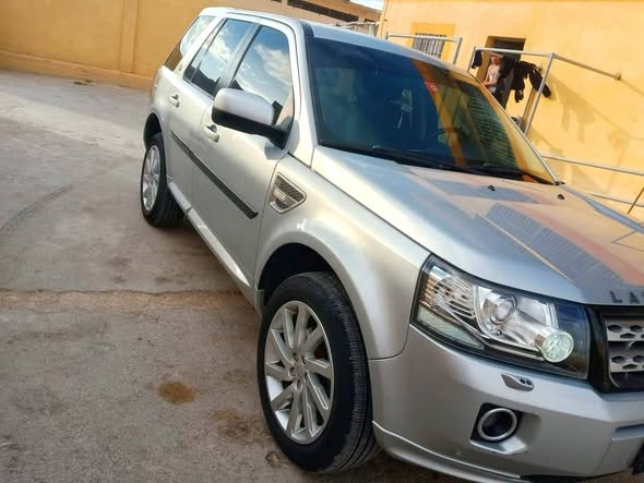 لاند روفر LR2 2013 - صورة 2