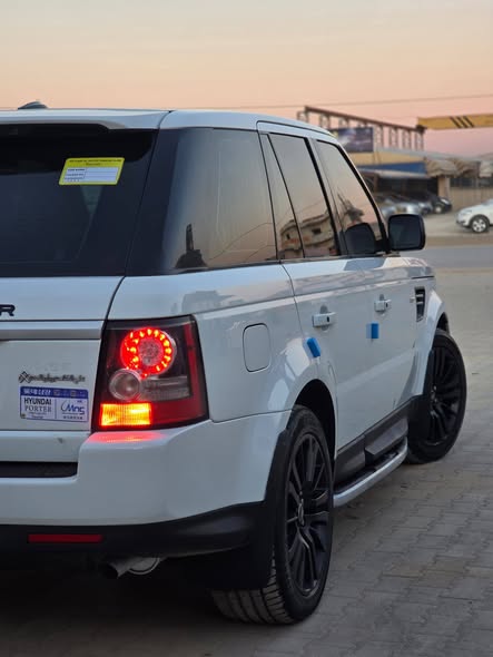 رنج روفر سبورت 2013 - صورة 2