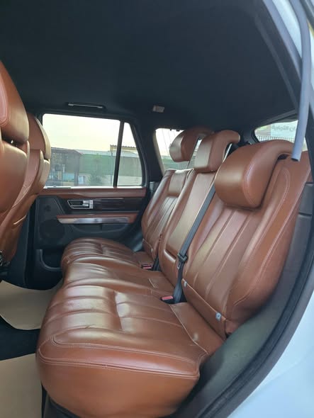 رنج روفر سبورت 2013 - صورة 5